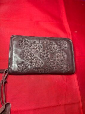 Genuine Leather Zip Wallet with Floral Embroidery - Brown EPC